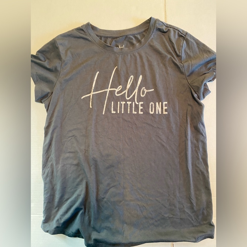 Isabel Maternity Gray TShirt “Hello Little One” Womens Size Medium
